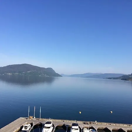 Hotel Spa-hotel Velvaere 4*