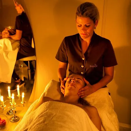 Spa-hotel Velvaere Hotell 4*