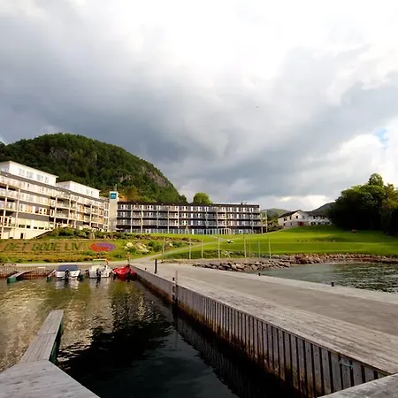Hotell Spa-hotel Velvaere