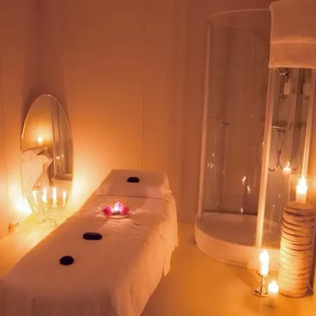 Spa-hotel Velvaere Hotell 4*